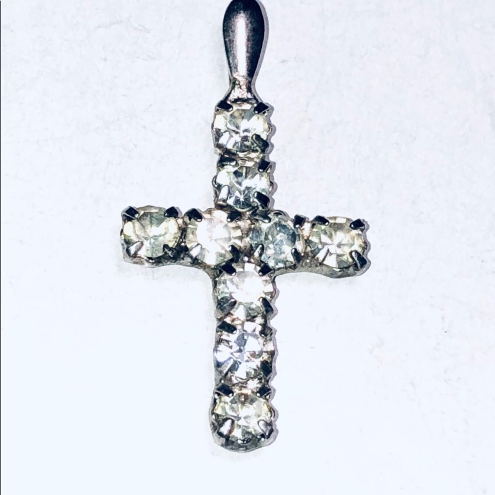 Cross VTG Rhinestone Pendant